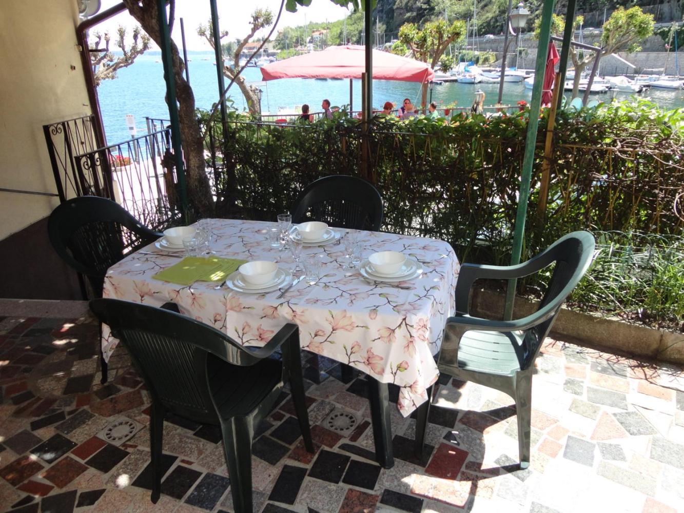 Appartement Casa Domenica à Baveno Extérieur photo
